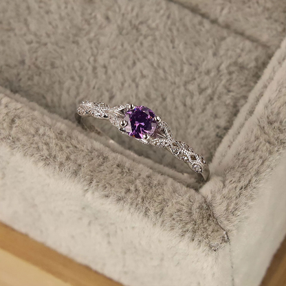 Vintage-Inspired Purple Zircon Ring – Romance in Refined Elegance