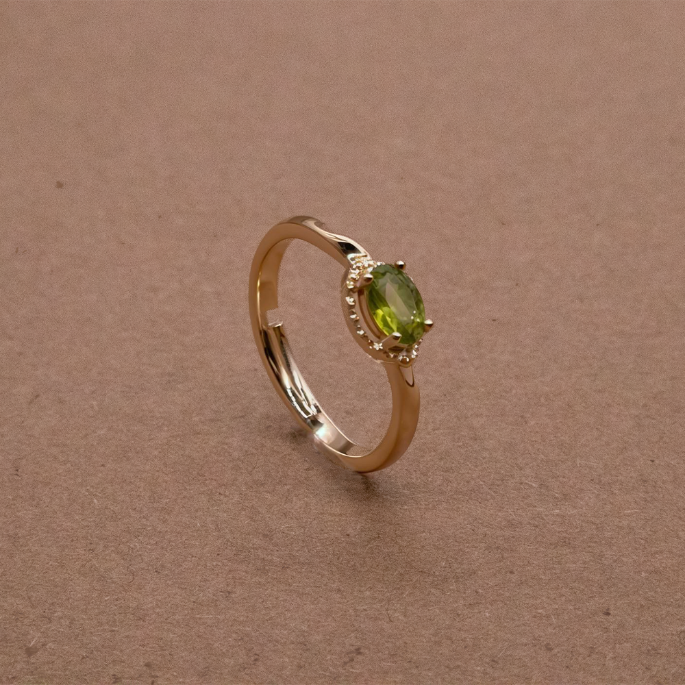 Natürlicher Peridot-Ring