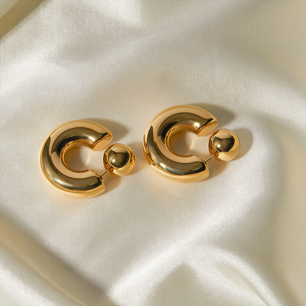 Vintage C-shaped 3D Earrings